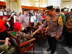 Kapolri Titip Doa untuk Korban Bencana, Kerahkan Banser-Kokam Amankan Natal