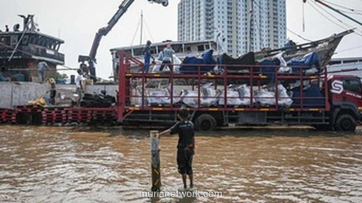 Jakarta Siaga Hadang Rob dan Cuaca Ekstrem di Awal Desember