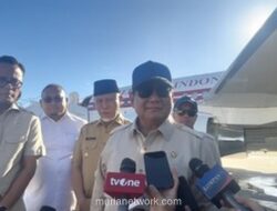 Prabowo Tinjau Pemulihan Pasca Banjir Bandang di Padang Pariaman