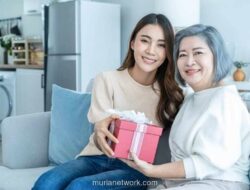 Lima Hadiah Bermakna untuk Ibu di Hari Spesialnya