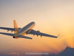 BMKG Peringatkan Potensi Turbulensi dan Gelombang Tinggi Jelang Libur Akhir Tahun