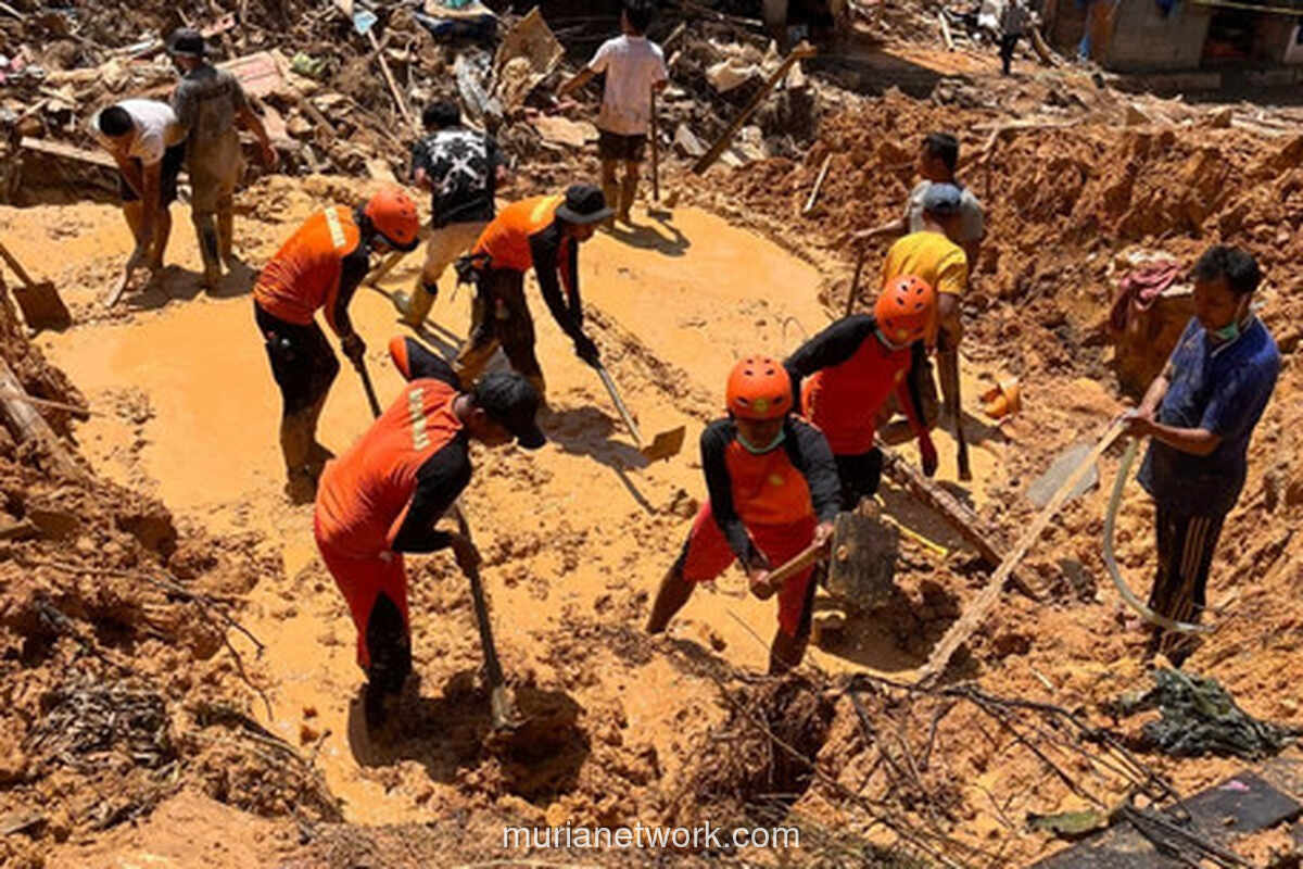 Pelukan Terakhir Ibu dan Anak, Duka yang Menyayat Hati di Tengah Bencana Sumatera