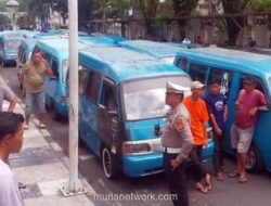 Sopir Mikrolet Diamankan Usai Hadang Bus Trans Manado di Zero Point