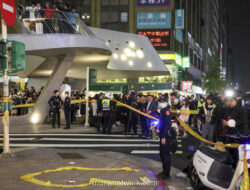 Orang Tua Pelaku Serangan Metro Taipei Berlutut dan Minta Maaf