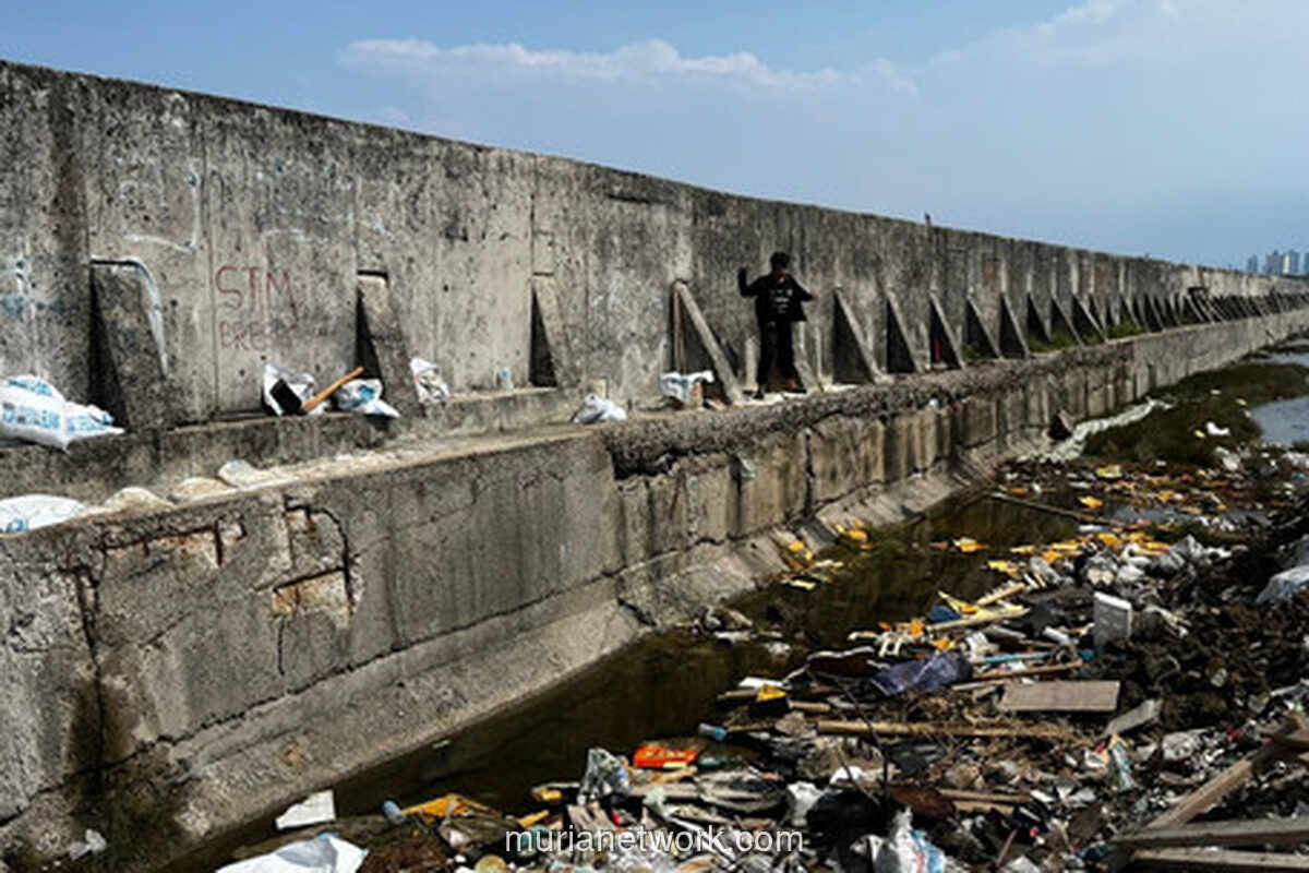 Tanggul Muara Baru Retak, Solusi Permanen Baru Tersedia 2026