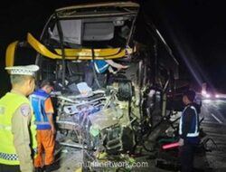 Kecelakaan Maut di Tol Batang-Semarang, Satu Penumpang Bus Tewas
