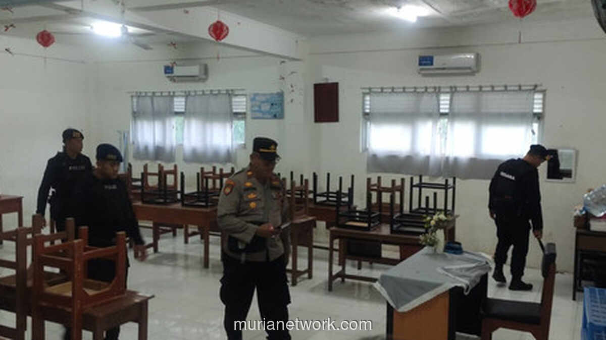 Ancaman Bom Melalui Email Gegerkan Sepuluh SMA di Depok