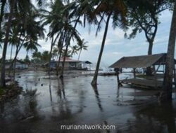 Waspada Rob Mengintai, Pesisir Sumbar Siaga Hadang Super Full Moon