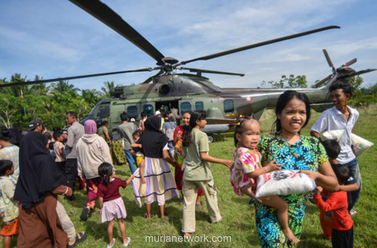 Helikopter Caracal Turunkan Harapan di Tengah Banjir Bandang Pasaman Barat
