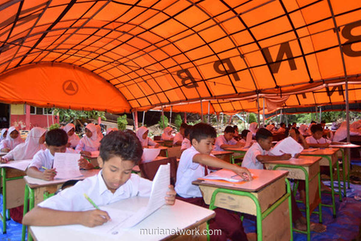 Pratikno Ungkap 3.700 Sekolah Porak-Poranda, Target Belajar Kembali 5 Januari