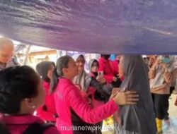 Senyum Juliati Sigit Hangatkan Pengungsian Banjir Aceh Tamiang