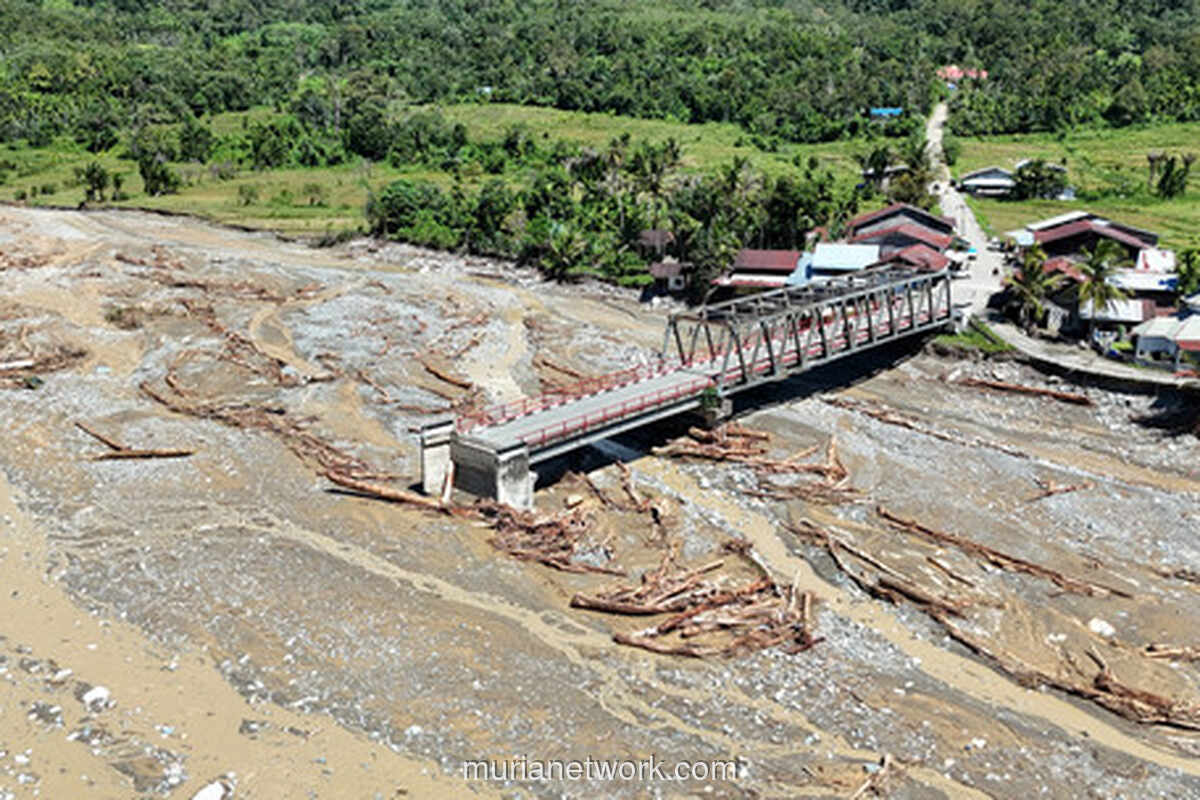 Aceh Terisolasi, Jembatan Penghubung Nagan Raya-Aceh Tengah Ambles Diterjang Banjir