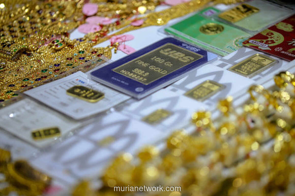 Harga Emas Antam Merosot, Galeri24 Justru Naik Tipis