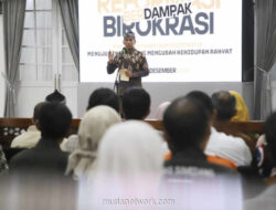 Wamendagri Soroti Reformasi Birokrasi: Jangan Cuma di Atas Kertas, Harus Sampai ke Rakyat