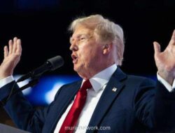 Trump Sinyalkan Peringatan Soal Akuisisi Warner Bros oleh Netflix