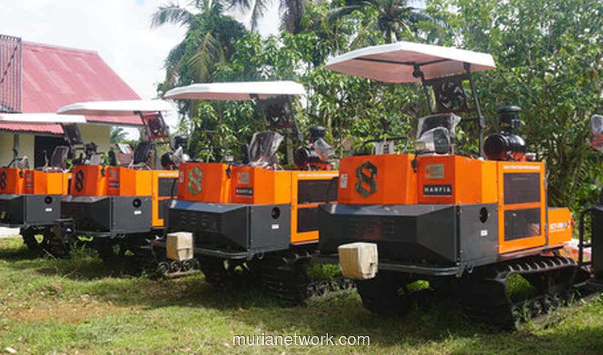 Petani Mempawah Sambut Alsintan Rp5,8 Miliar, Targetkan Swasembada 2026