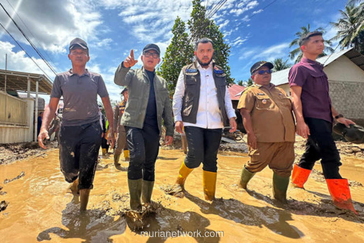 Wamendagri Turun Langsung, Koordinasi Darurat Banjir Digeber di Padang