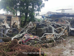 Bangkai Pesawat Terbang Terhempas Angin, Hantaman Sayap Porak-Porandakan Desa Bogor