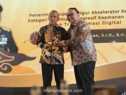 Kapolda Jabar Raih Penghargaan Atas Transformasi Digital Polisi