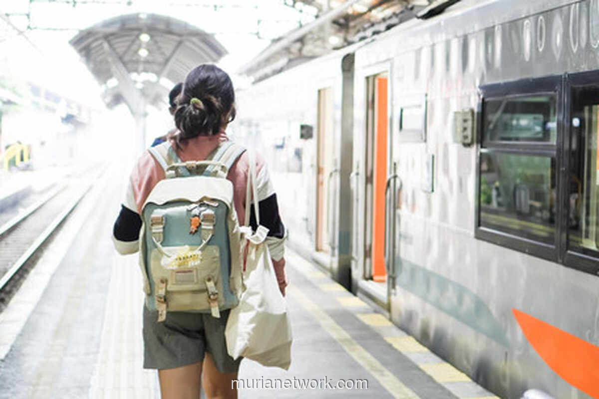 Healing Trip: Lebih Nyaman Bawa Koper atau Tas Ransel?