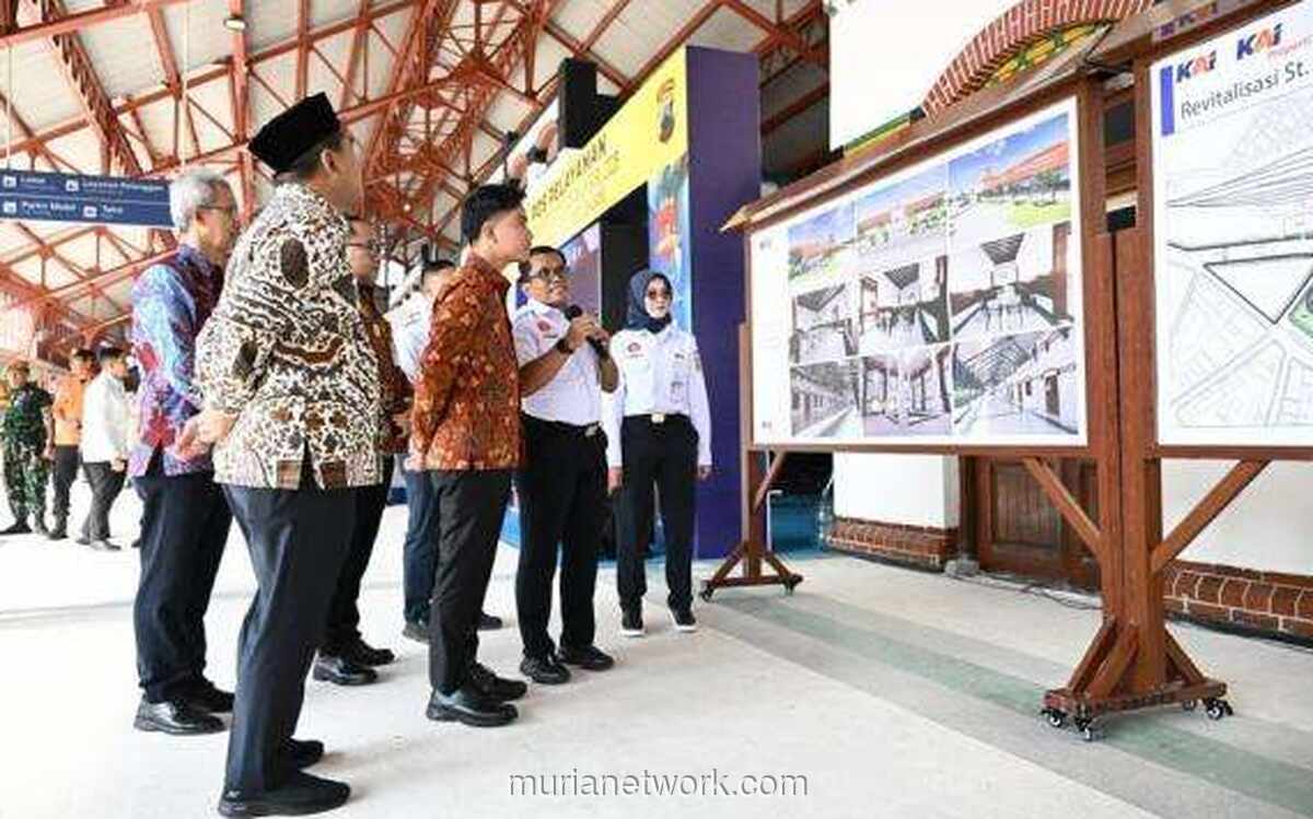 Gibran Tinjau Stasiun Tawang, Pastikan Kesiapan Kereta Api Menjelang Puncak Arus Nataru