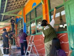 Mural dan Komputer Warnai Transformasi SDN Cibilik Sukabumi