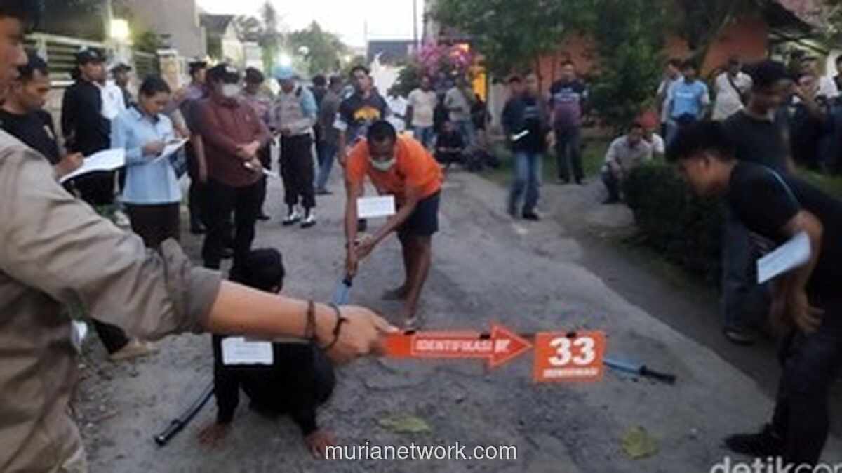 46 Adegan Rekonstruksi Kasus Tengkulak Sawit Tewas Dibacok di Pandeglang