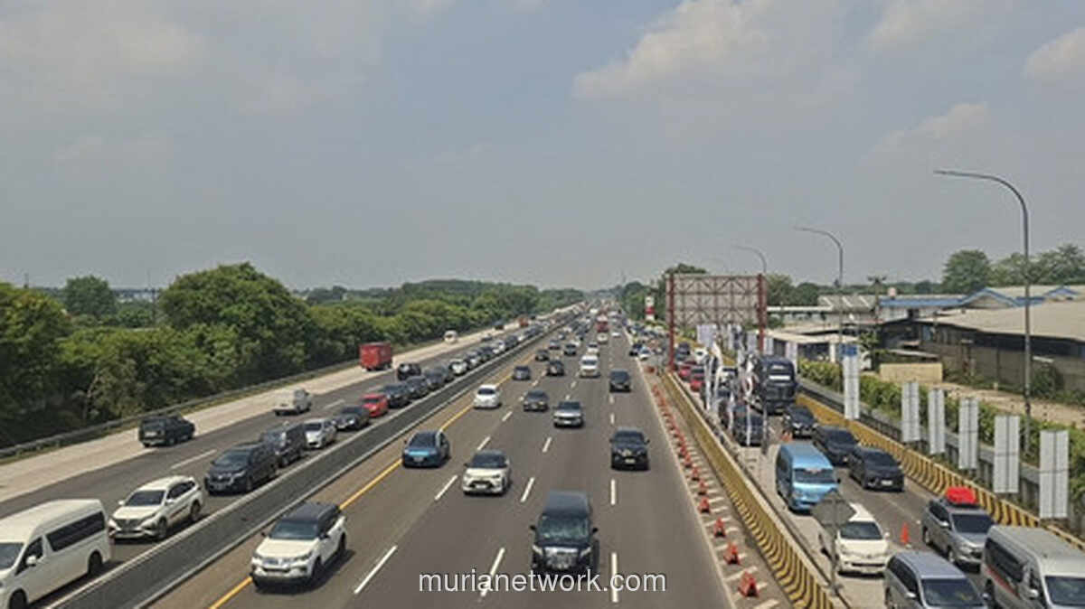 Contraflow 18 Km Diterapkan, Arus Mudik Nataru 2026 Mencapai Puncak di Tol Cikampek