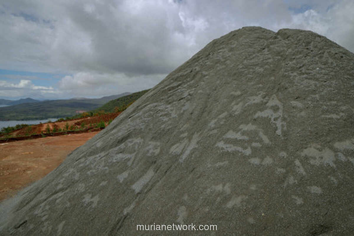 Gejolak Minyak dan Anjloknya Nikel Warnai Pasar Komoditas yang Lesu