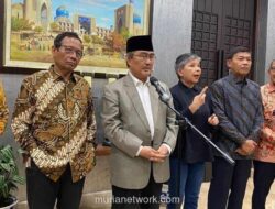 Jimly Asshiddiqie Desak Pemerintah: Segera Tetapkan Banjir Sumatera sebagai Bencana Nasional