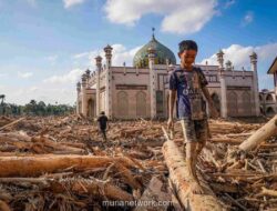 Ketika Bencana Menghantam, Para Ulama Ini Menjawab dengan Senyum dan Solusi