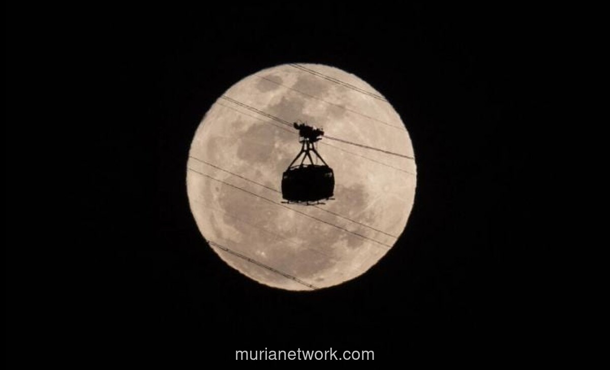 Bulan Jadi Medan Perang Dingin Baru, Rusia dan AS Siapkan Reaktor Nuklir