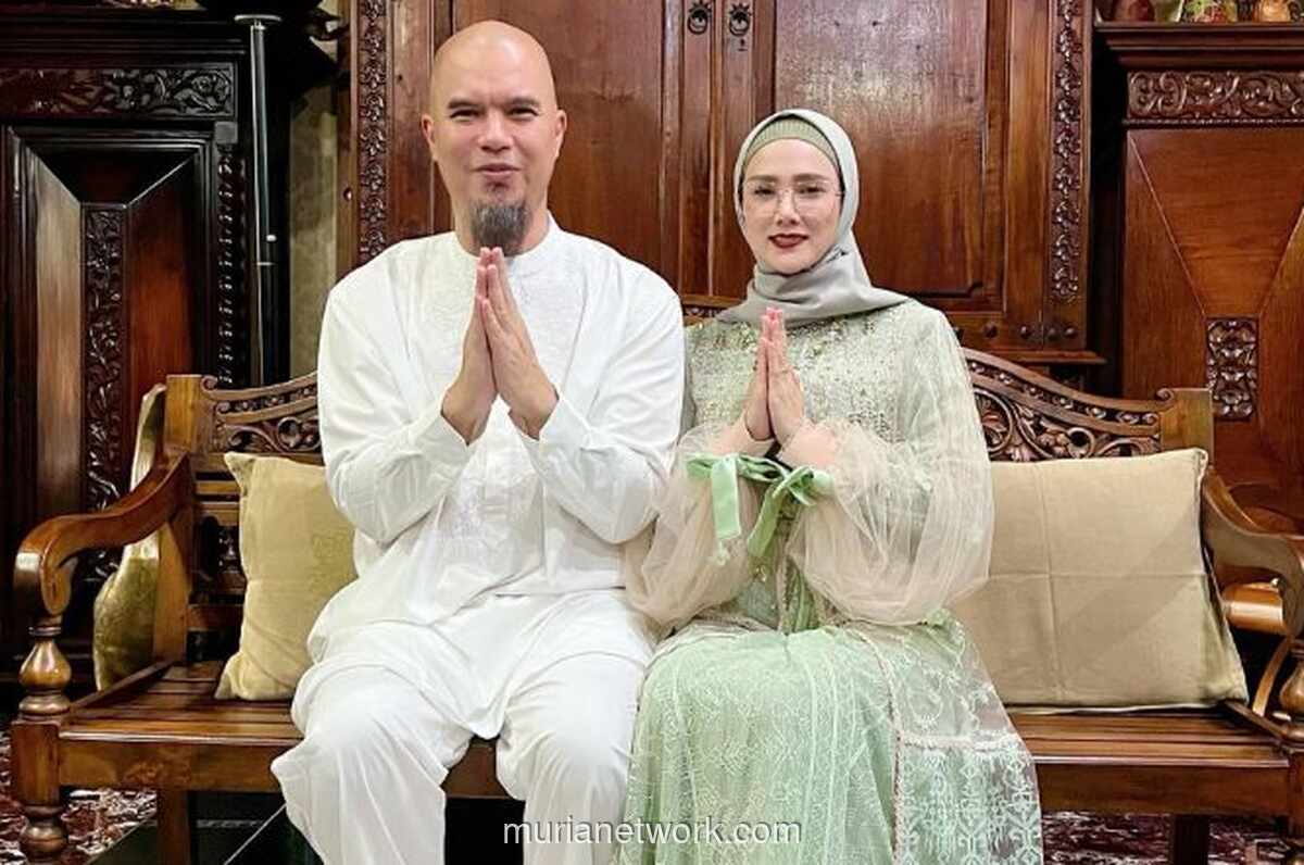 Ahmad Dhani dan Mulan Jameela Resmi Adopsi Bayi Perempuan dari Solo