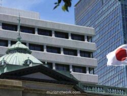 Yen Melemah Meski BOJ Akhiri Era Suku Bunga Nol