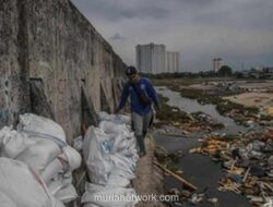 Karung Pasir Darurat, Pemerintah DKI Janjikan Perbaikan Permanen Tanggul Laut