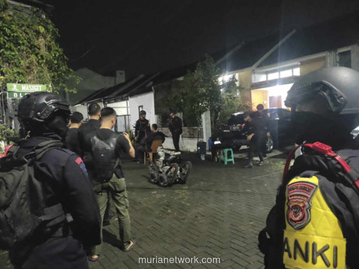 Densus 88 Geledah Rumah Pelajar SMK di Garut Terkait Dugaan Paham Neo-Nazi