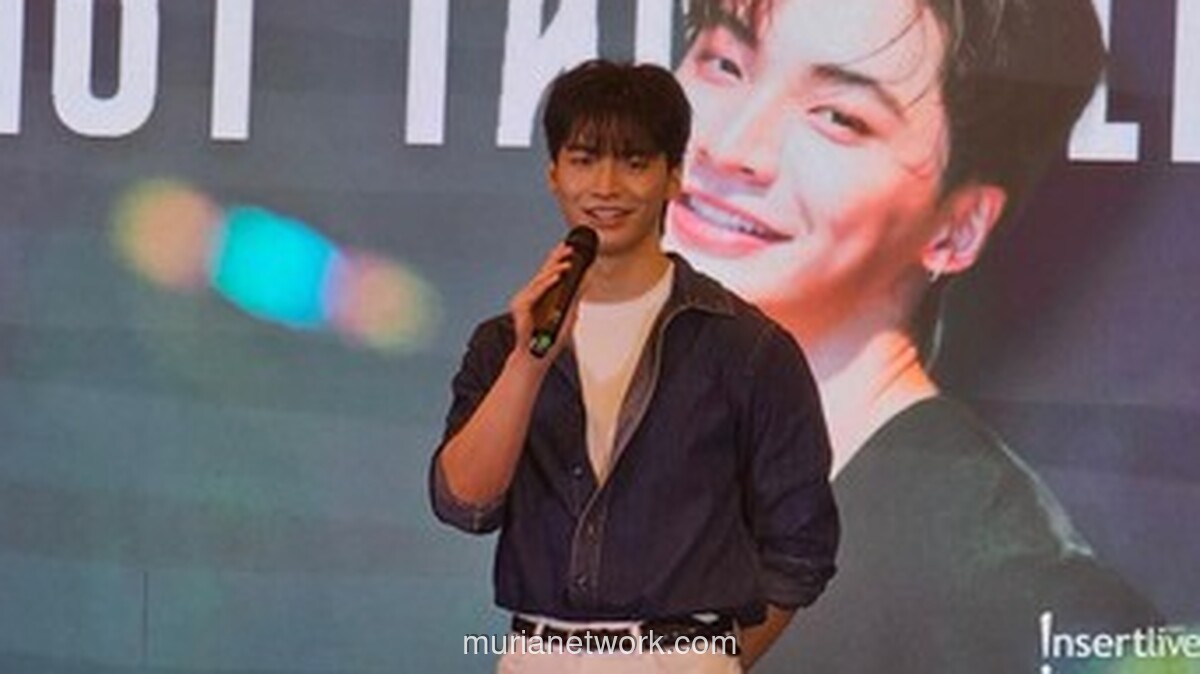 Pond Ponlawit Hangatkan Jakarta: Nyanyi Alamak dan Jatuh Hati pada Martabak