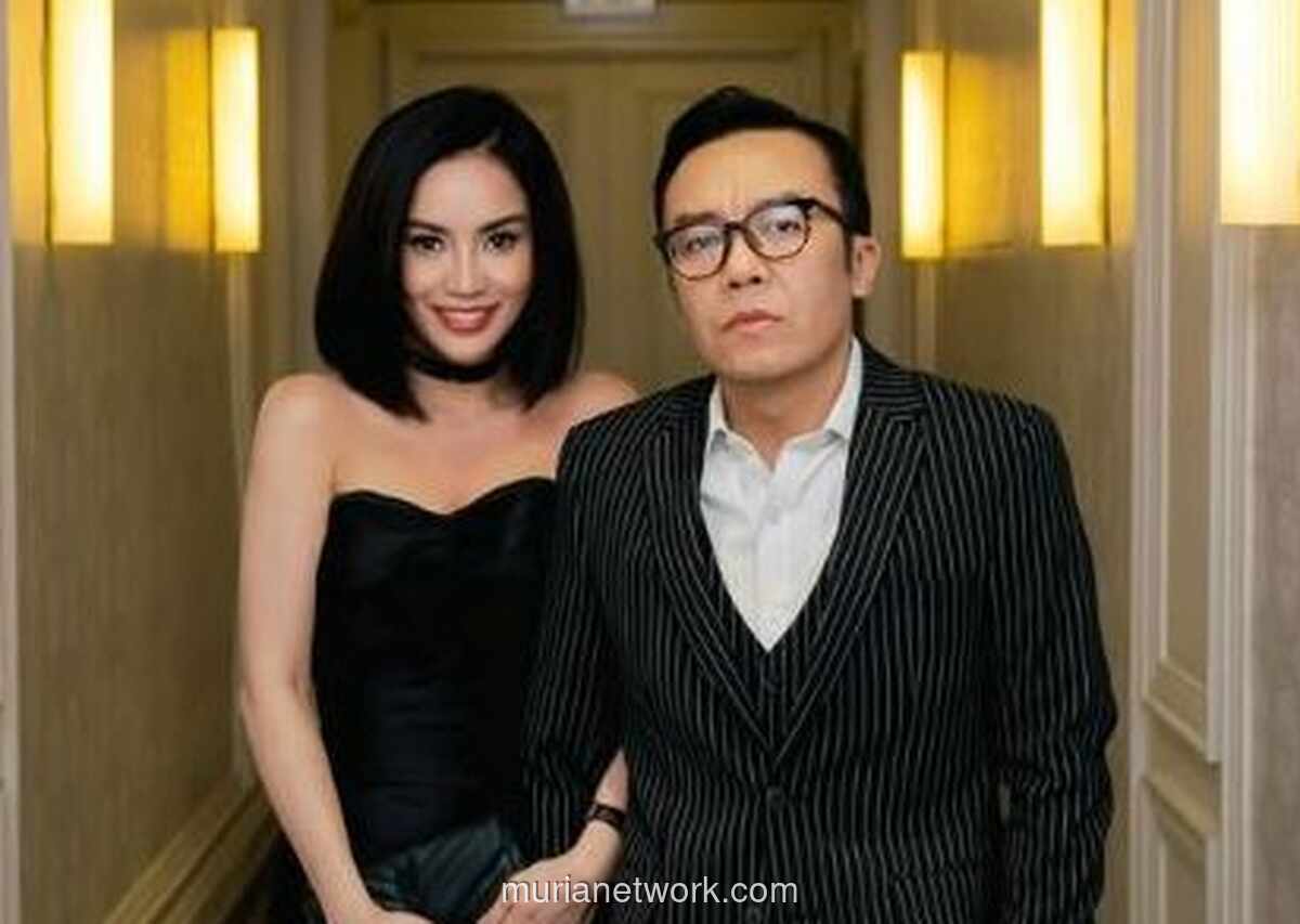 Ade Tya, Komentar Panas, dan Putusnya Cinta Ari Lasso-Dearly