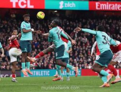 Drama Bunuh Diri Ganda Antar Wolves Tumbang di Emirates