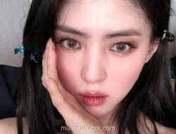 Han So Hee Siapkan Debut Layar Lebar, Tas Pribadi pun Dibawa ke Lokasi Syuting