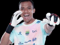 Teja Paku Alam: Sandaran Keluarga di Balik Gawang Kokoh Persib