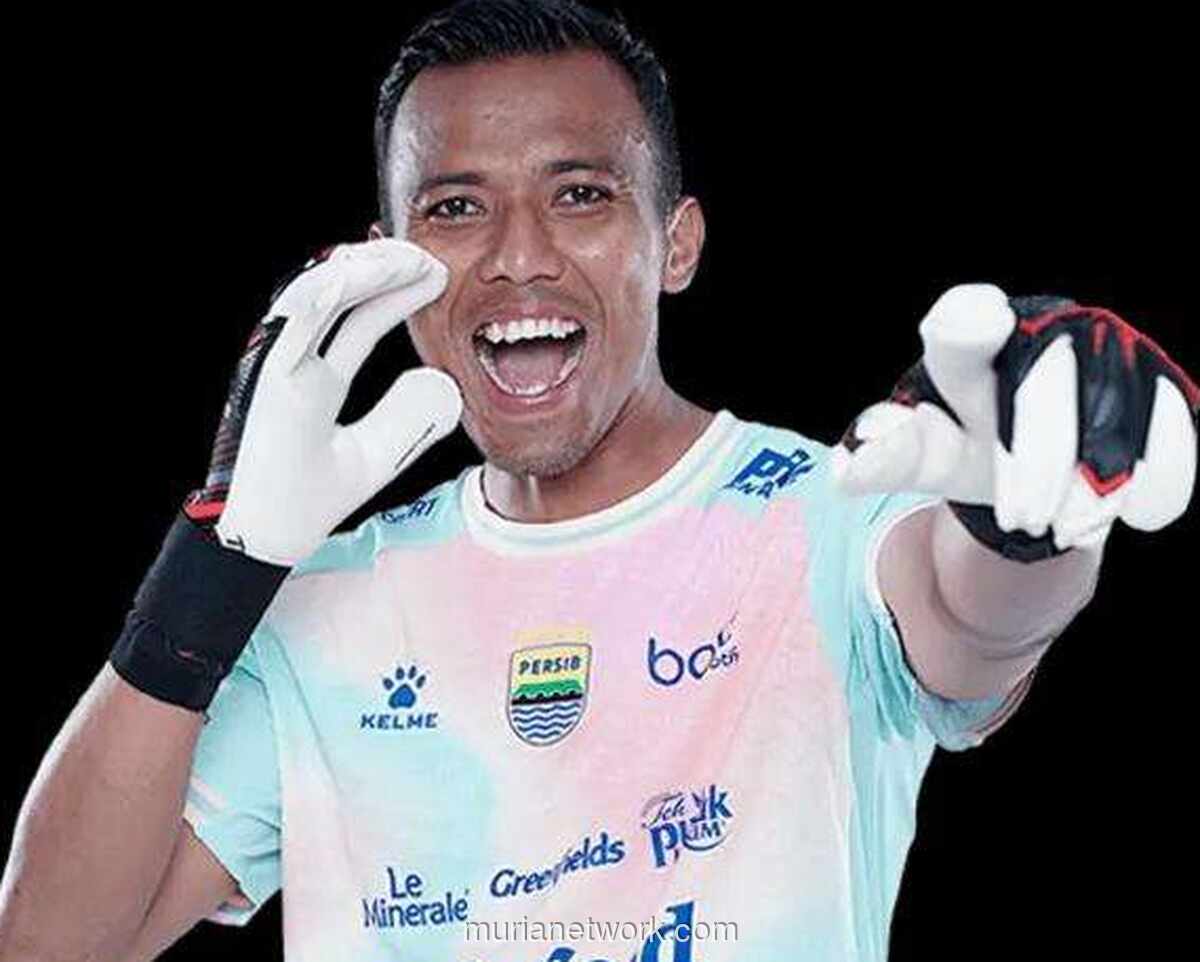 Teja Paku Alam: Sandaran Keluarga di Balik Gawang Kokoh Persib