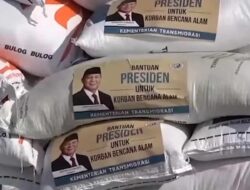 Stiker Raksasa Presiden di Karung Beras Bencana Sumatera Picu Sorotan