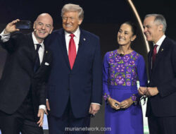 Trump Turun ke Panggung, Dunia Sepakbola Soroti Momen Langka di Washington