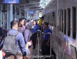 Catatan 10 Juta Penumpang Angkutan Umum Warnai Arus Mudik Nataru 2025