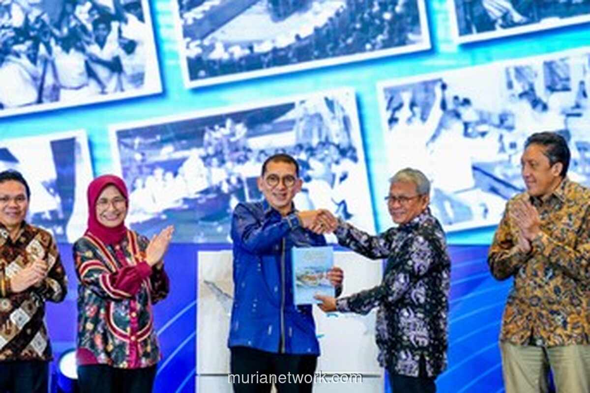 Kemenbud Luncurkan 11 Jilid Sejarah Indonesia, Jawab Kerinduan Akan Narasi Utuh