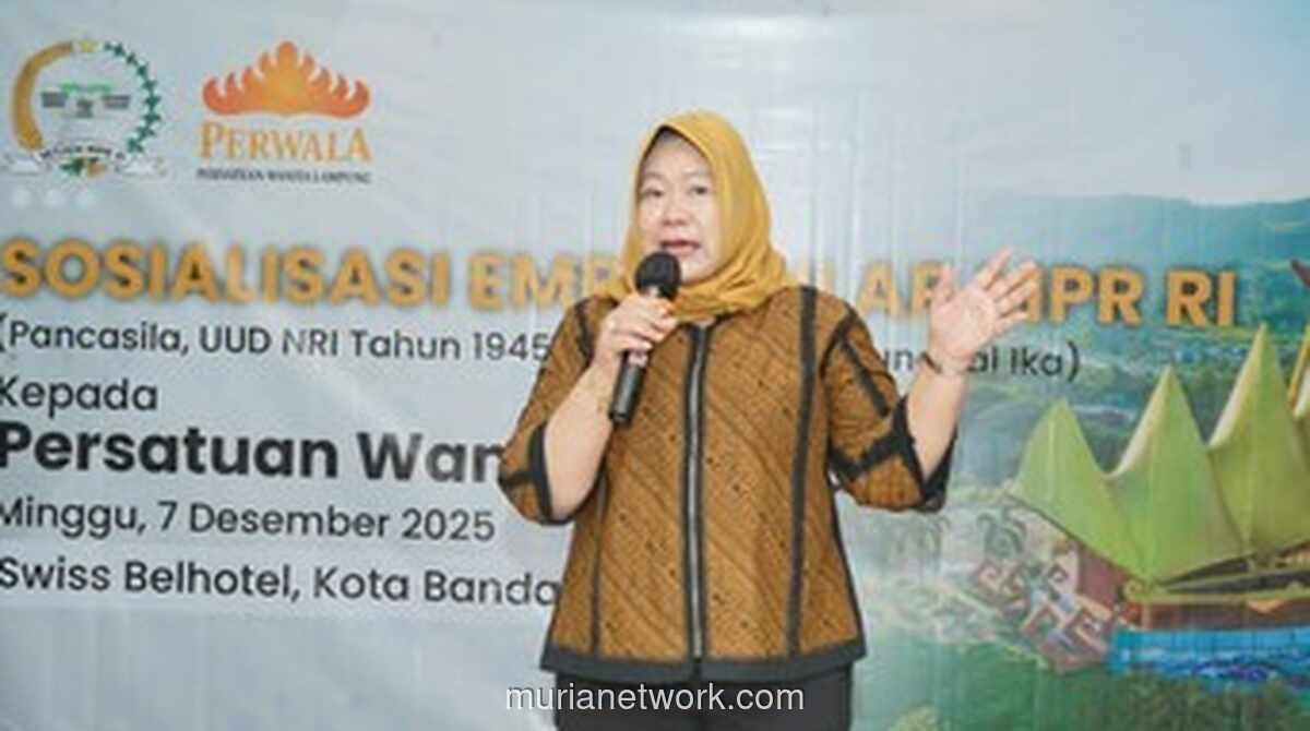 Bu Titi Ajak Warga Lampung Pererat Silaturahmi, Bantu Korban Bencana