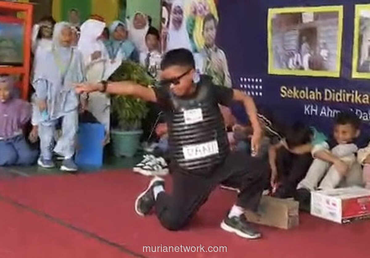 Murid SD Muhammadiyah Kauman Angkat Isu Bencana dan Keteladanan Lewat Pentas Viral