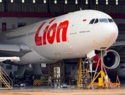 Ratusan Jemaah Umrah Terlantar di Jeddah Akibat Penundaan Lion Air