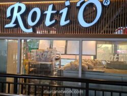 Nenek Ditolak Bayar Tunai di Roti O, Netizen Soroti Kesenjangan Digital